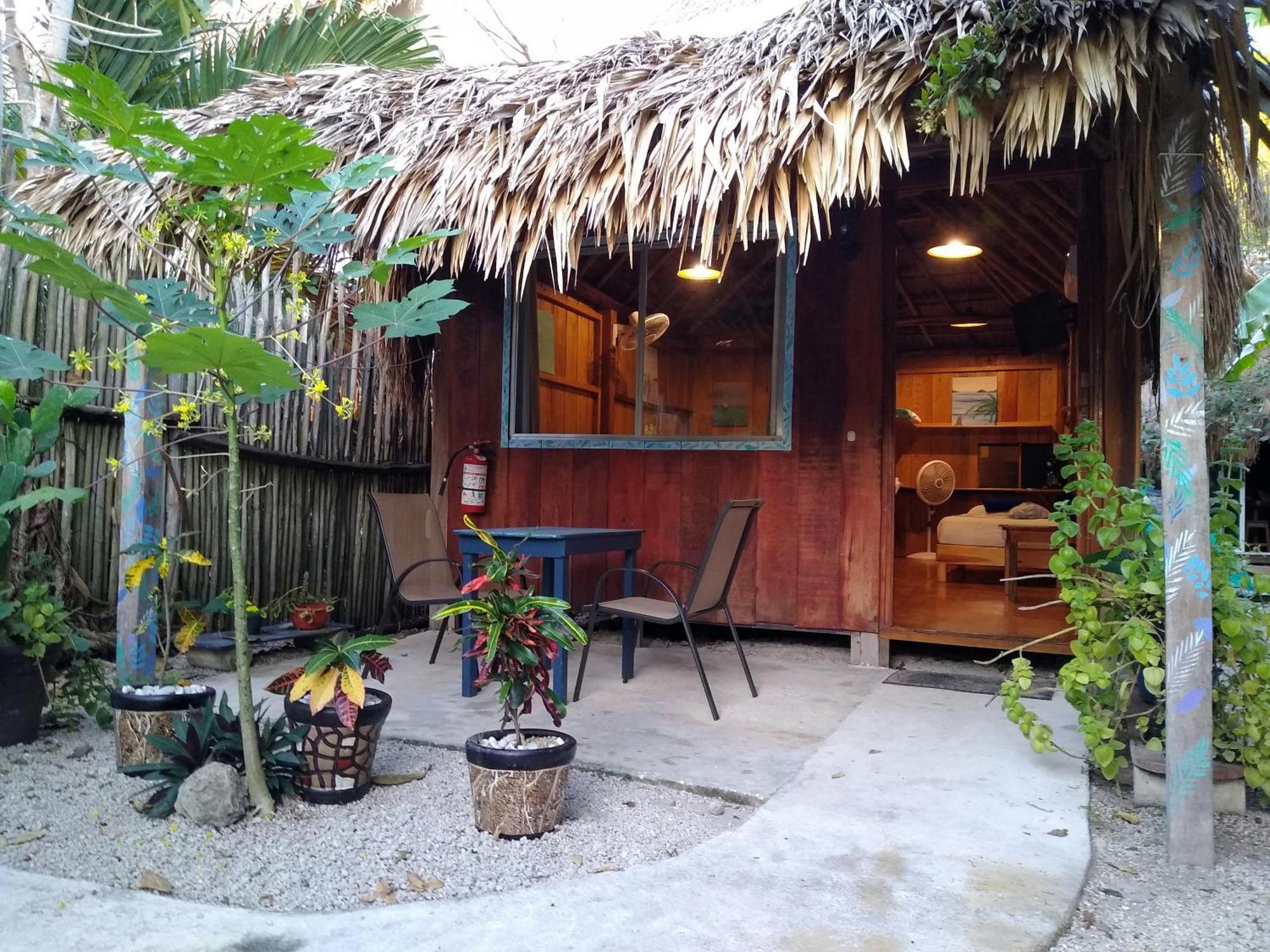 Hotel & Suites Oasis Бакалар Екстериор снимка